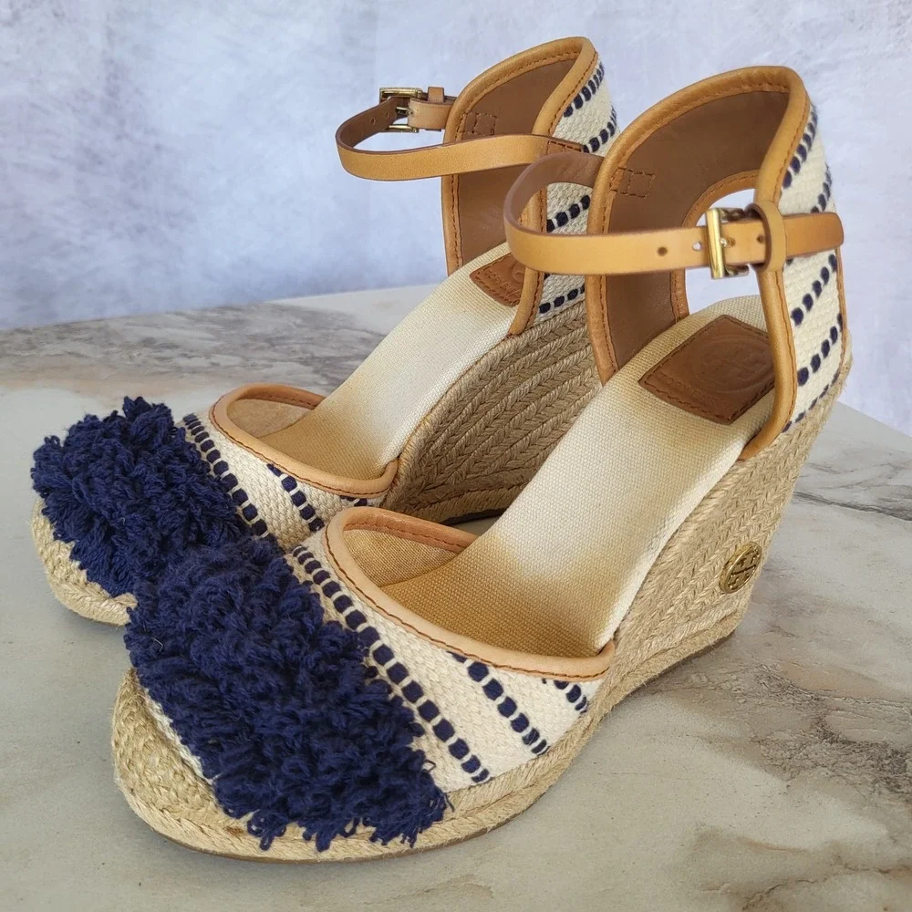 Tory Burch Shaw PomPom Wedge Espadrille Ankle Strap Sandals Size 6.5 Blue Stipe